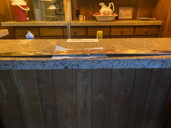 bent bar.jpeg