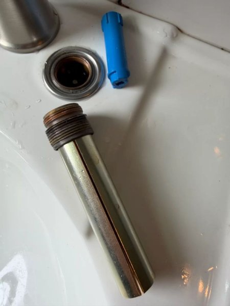 MoenLavFaucet05-RemovalToolWithThreadedAdapterOnEndS.jpg