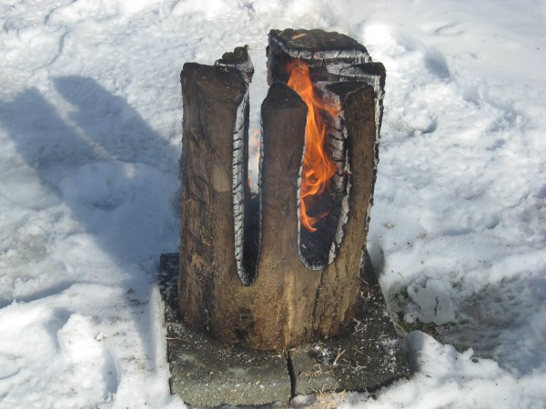 petes house swedish candle w mountains 076.JPG