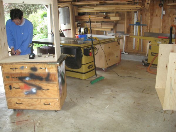 garden stacks cabinet saws 011.JPG