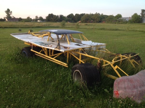 Mastersbilt in field.jpg