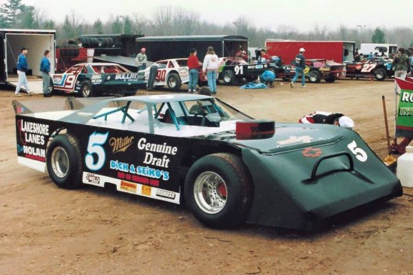 MJ McBrides black #5 Mastersbilt.jpg