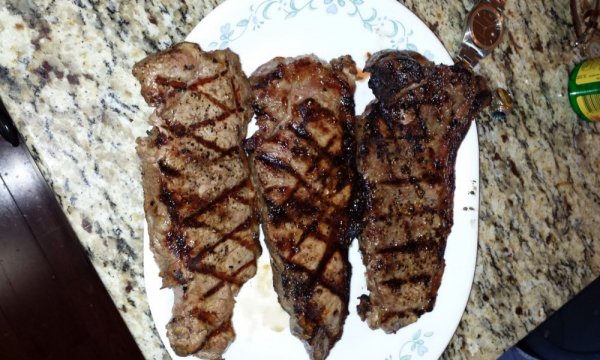 steaks.JPG