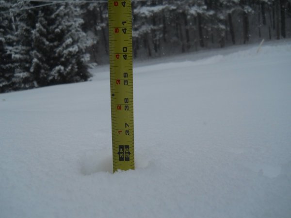 snow depth 9 FEB 16 002.JPG