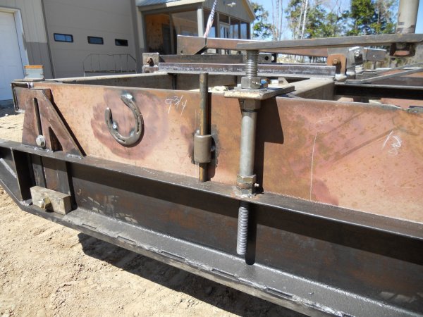 April snow& graderblade 193.jpg