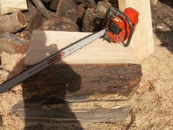husky 288xpw 42 bar massive honey locust slabs mar 2015 pic 2.jpg