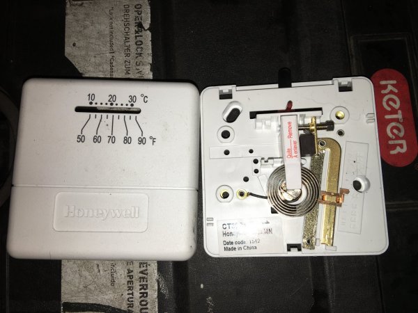 24 volt Thermostat for Whitfield Pellet Stoves - Manual - Digital