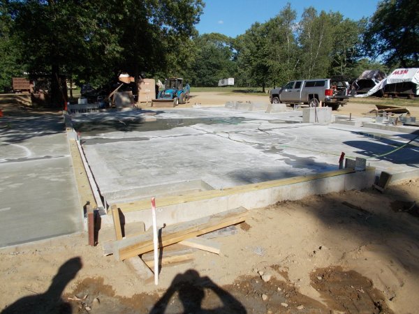 stationary engine building 006.JPG