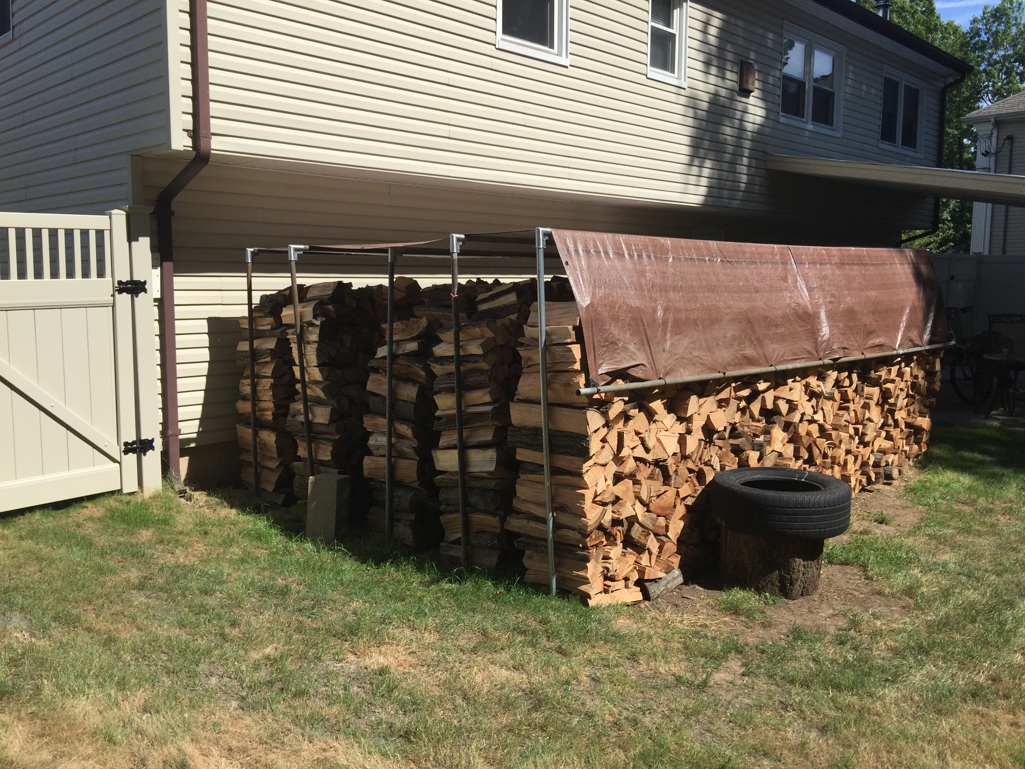 Hoarders Stacks Firewood Hoarders Club 3540